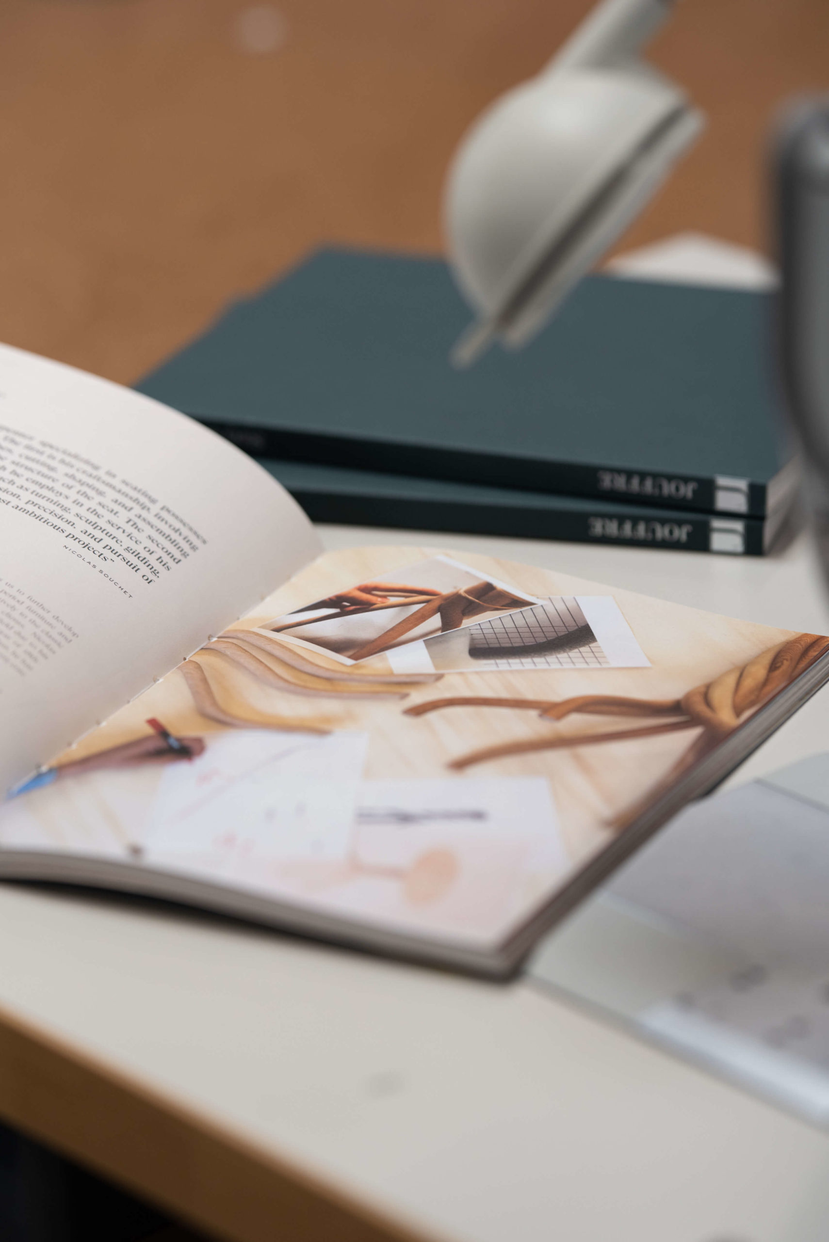 Livre ouvert - Histoire d'une manufacture - Ateliers Jouffre - par brine.mom à Lyon